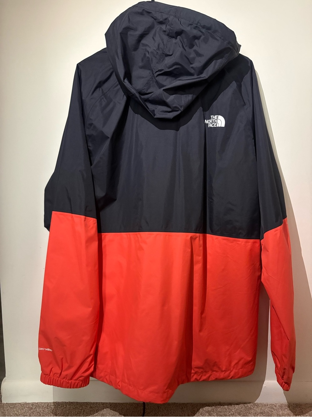 The North Face Men’s Hooded Colorblock Raincoat - Black & Red